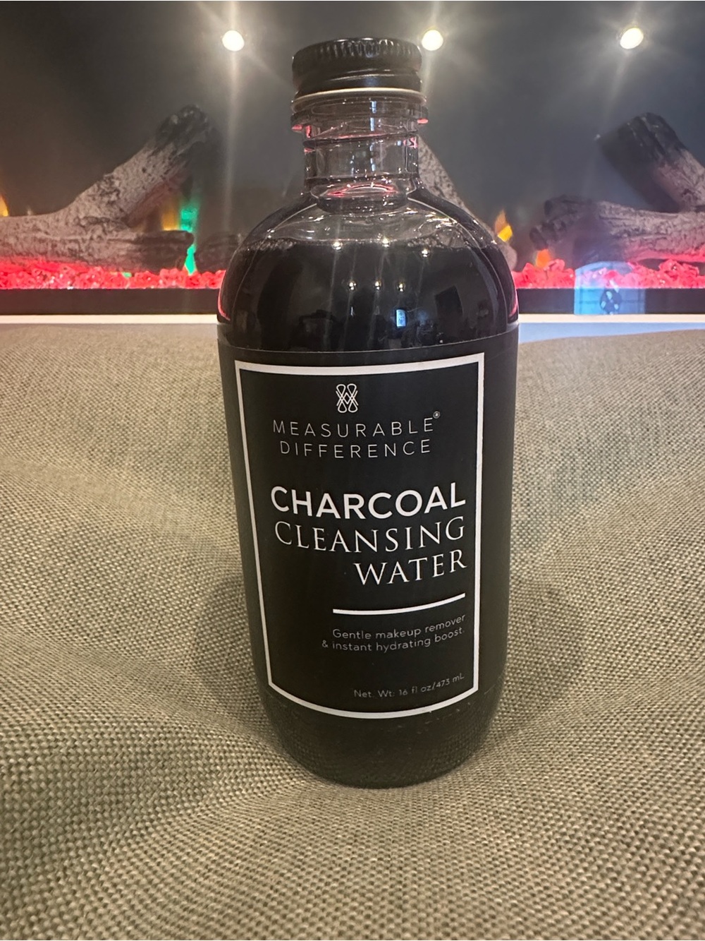 Measurable Difference Charcoal Cleansing Water – 16 oz / 473 mL